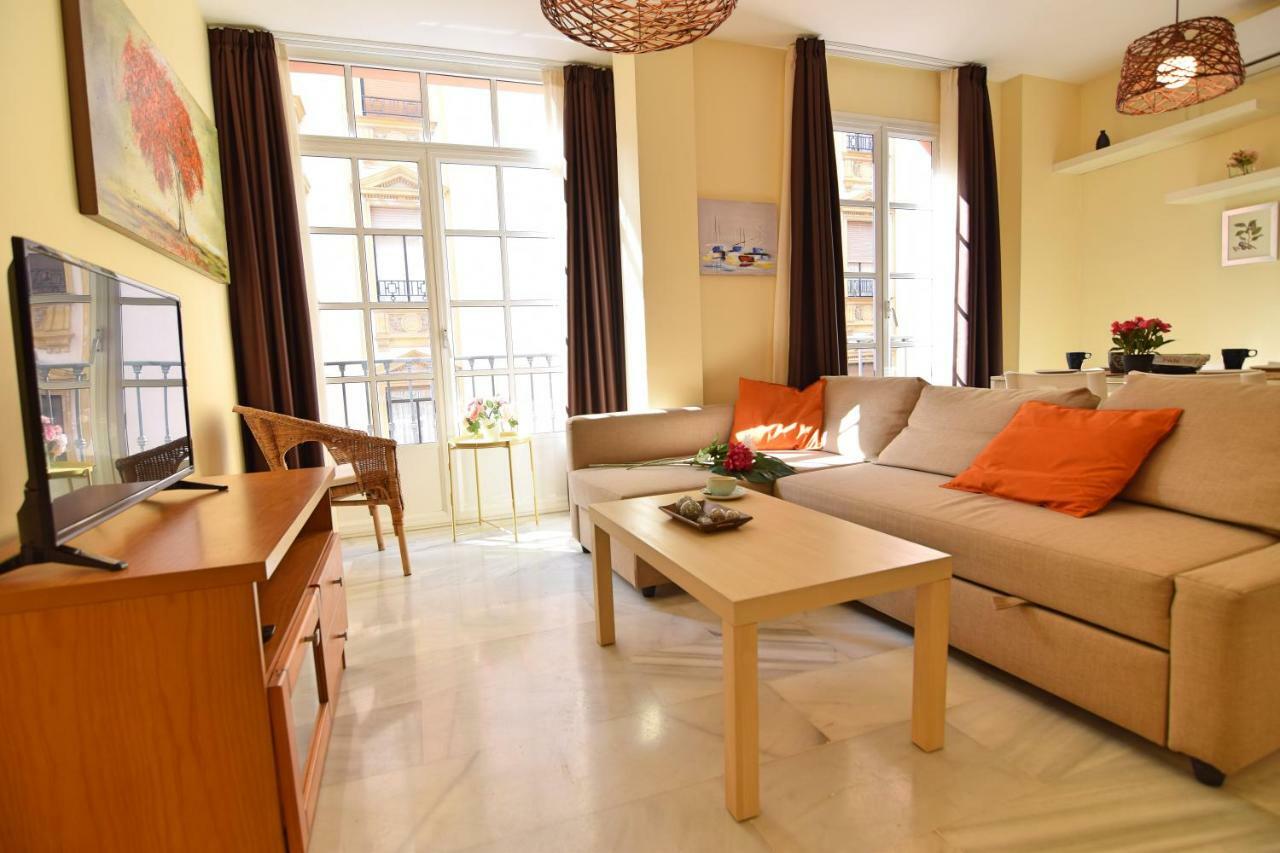 Apartamento Cister Old Town Malaga Bagian luar foto