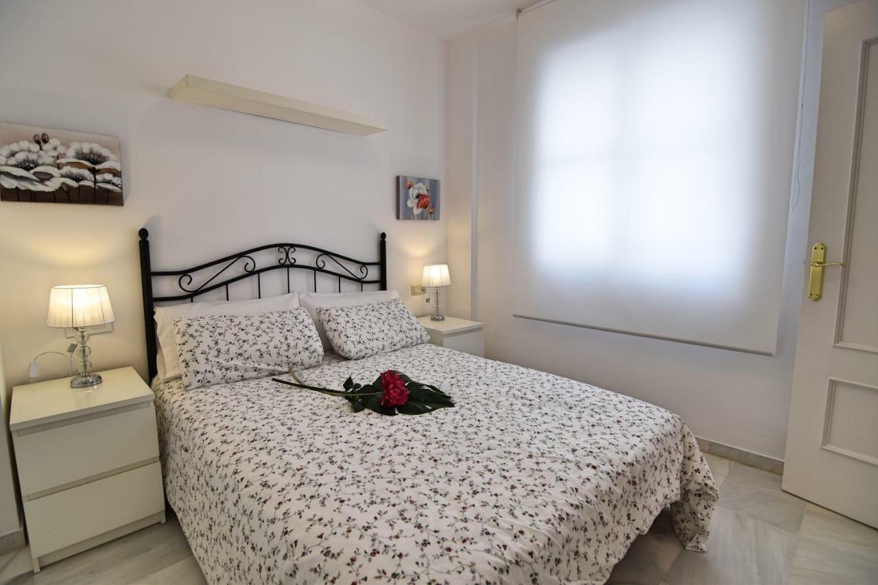 Apartamento Cister Old Town Malaga Bagian luar foto