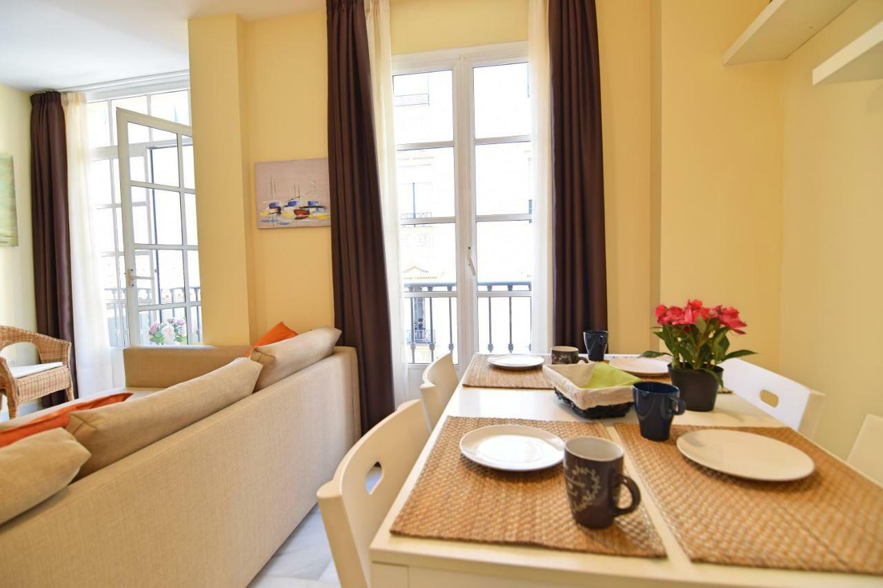 Apartamento Cister Old Town Malaga Bagian luar foto